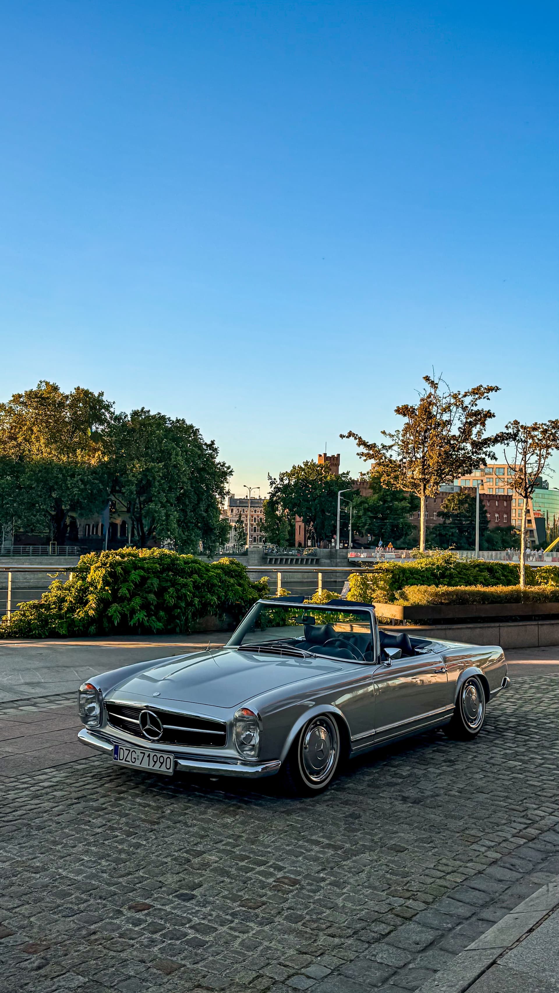 Mercedes-Benz W113 Pagoda — Klasyczna renowacja i detailing lakieru