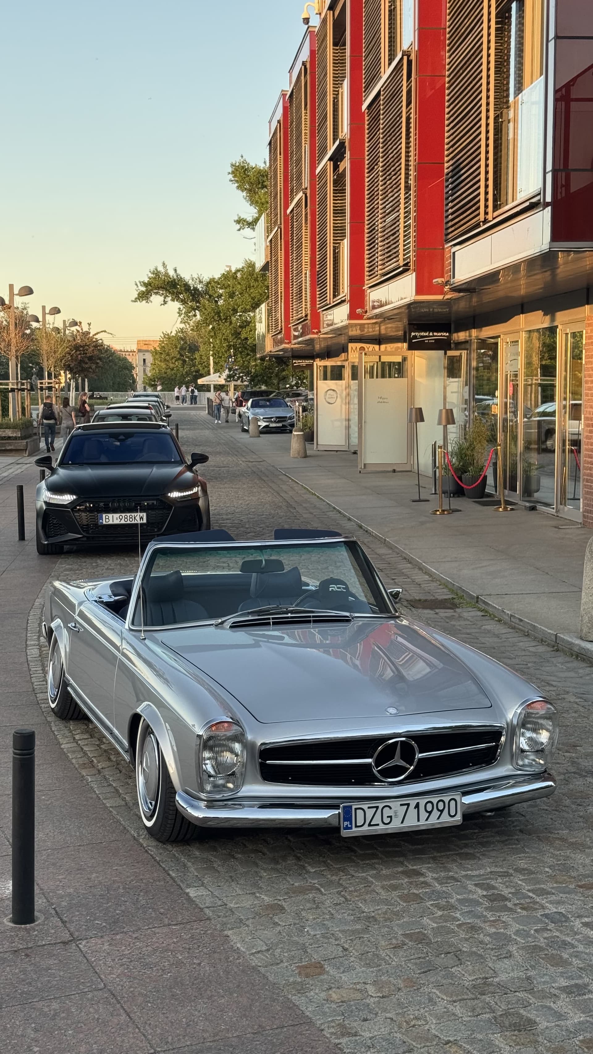 Mercedes-Benz W113 Pagoda — Klasyczna renowacja i detailing lakieru